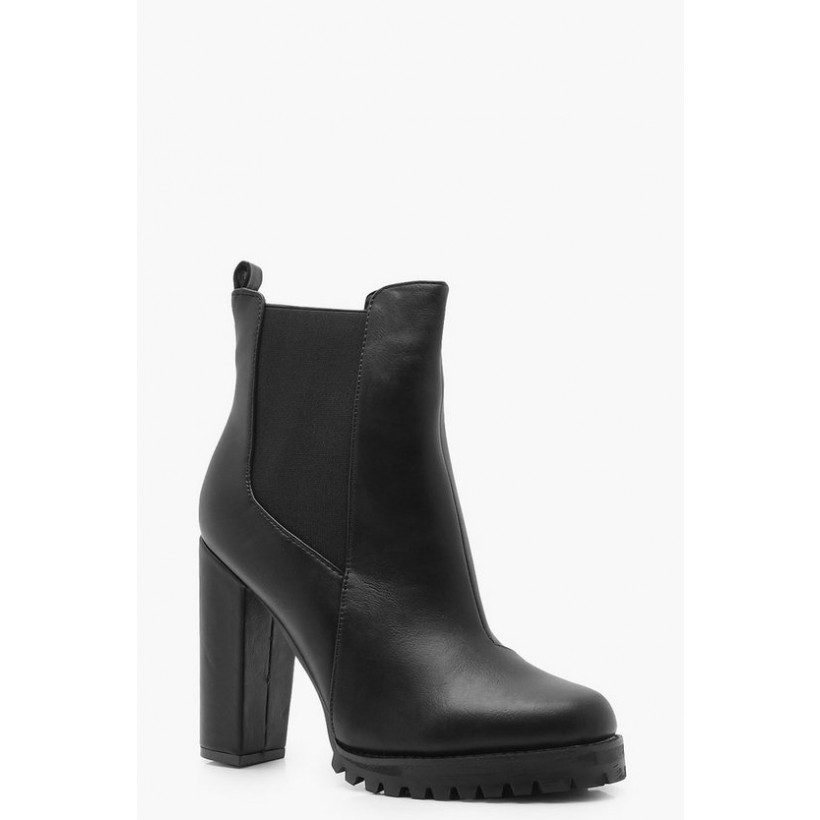 Cleated Platform Pull On Chelsea Boots in Black