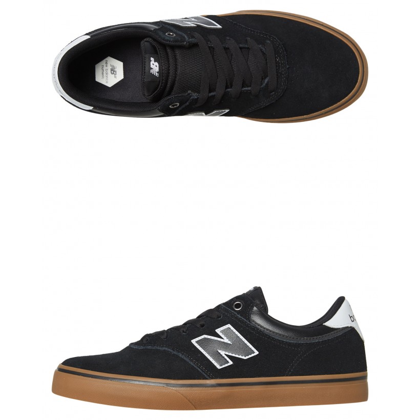 255 Suede Shoe Black Gum By NEW BALANCE