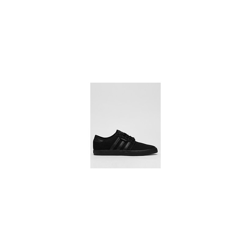 Seeley Shoes in Core Black/Core Black/Cor by Adidas