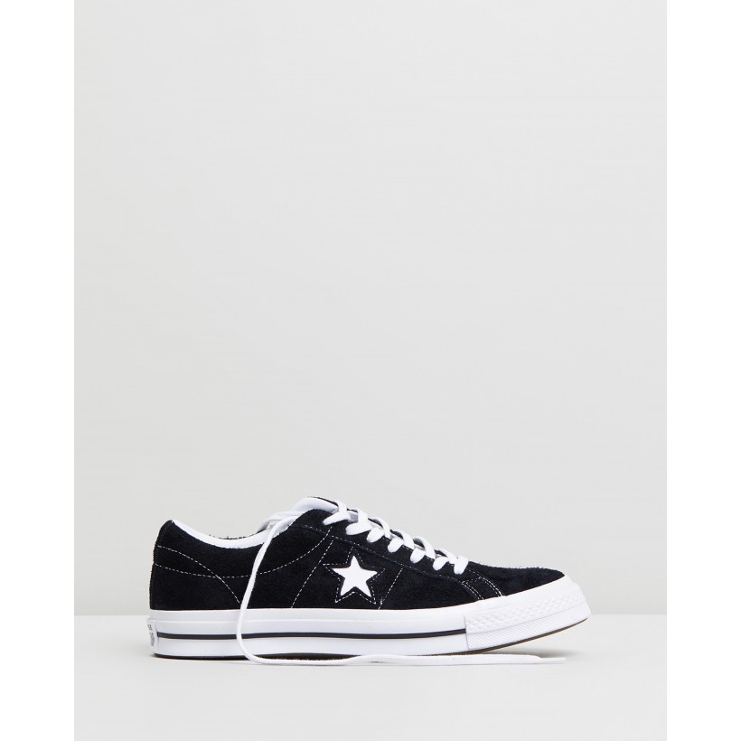 One Star - Unisex Black & White by Converse