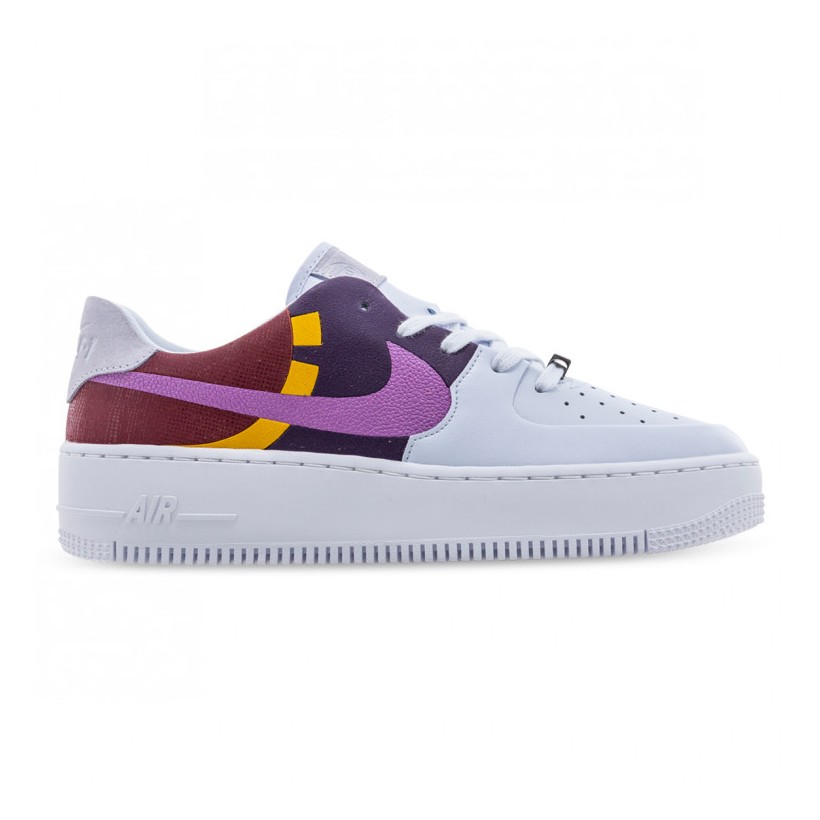 AIR FORCE 1 SAGE LOW LX Football Grey Dark Orchid Team Red