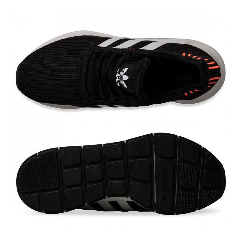 SWIFT RUN Core Black/Footwear White/Grey