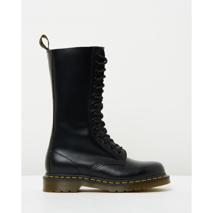 1914 Boots - Unisex Black Smooth by Dr Martens