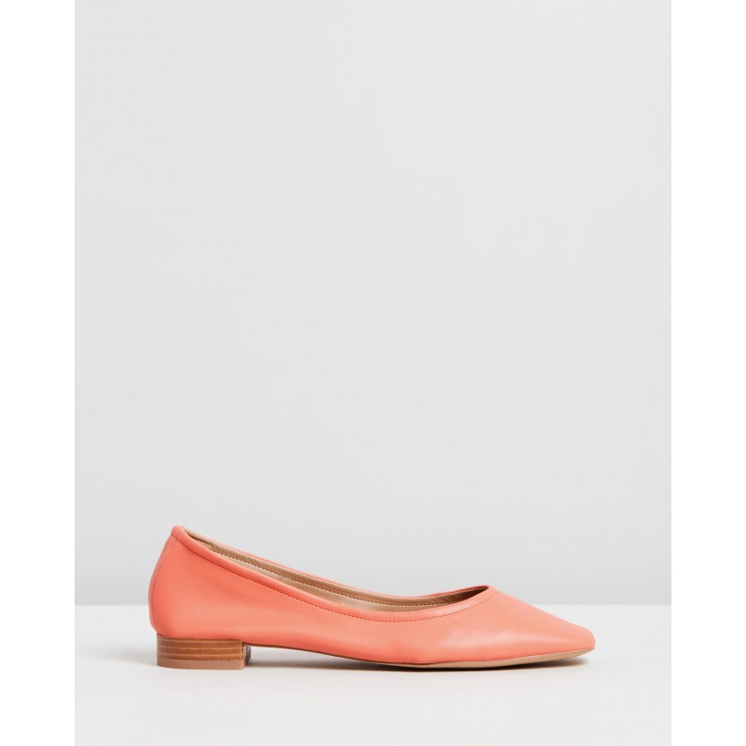 Adrianna Flats Coral Smooth by Spurr