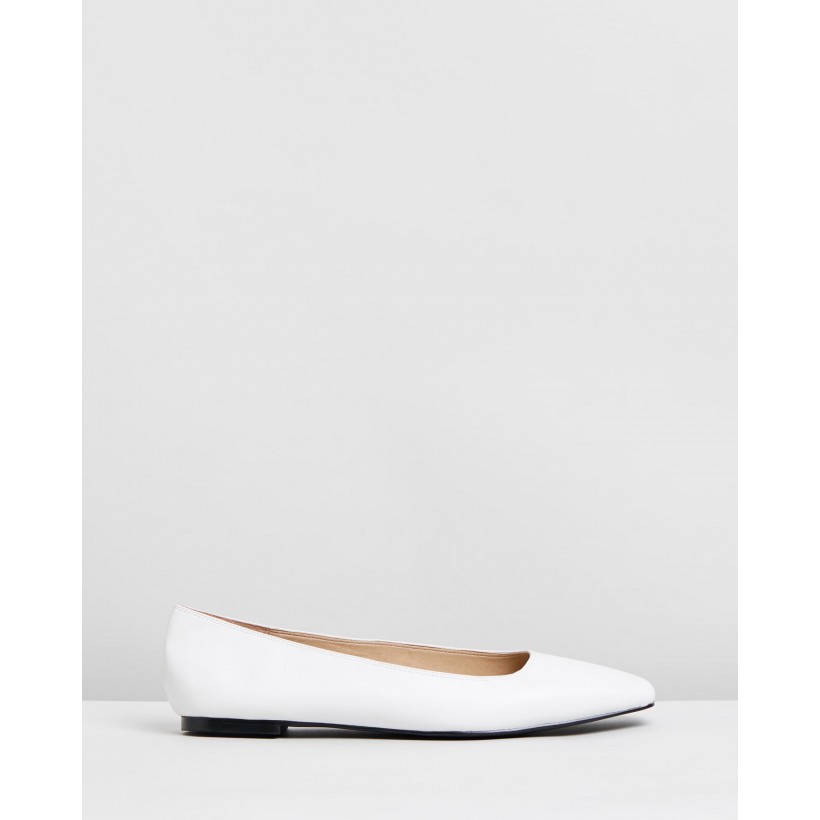 Anouk Leather Flats White by Atmos&Here