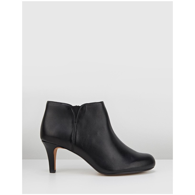 Arista Paige Black Leather by Clarks