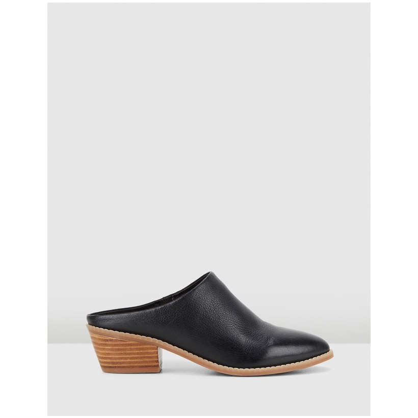 Audrey Black by Hush Puppies