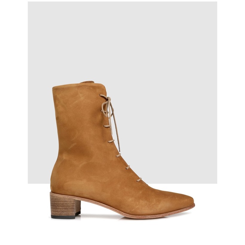 Banks Ankle Boots Dark Yellow by Beau Coops