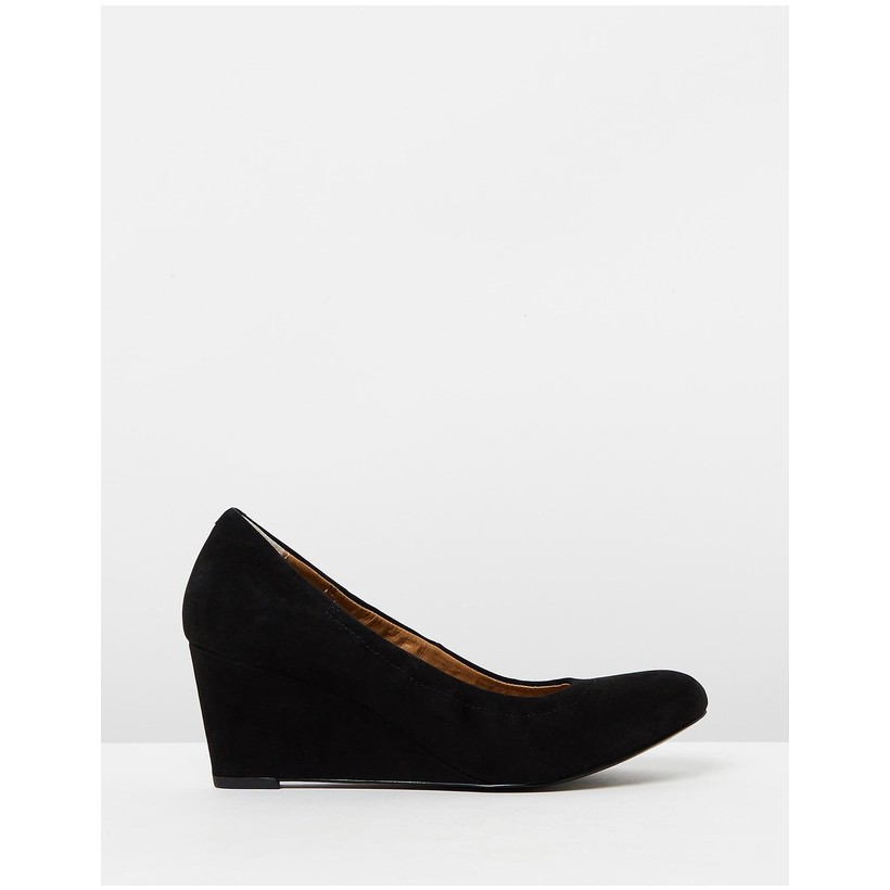 Camden Wedges Black Suede by Vionic