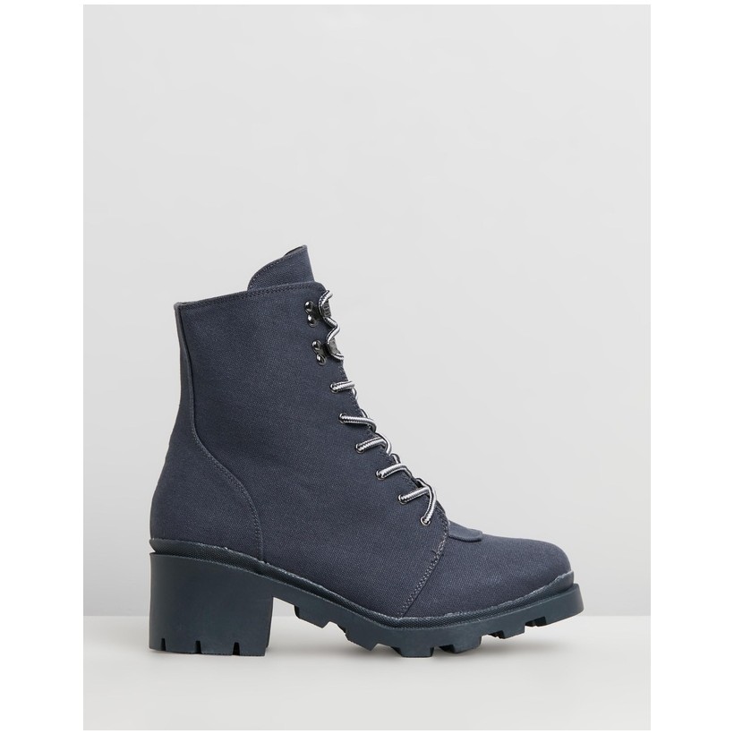 Canvas Hiking Boots Grey by Missguided