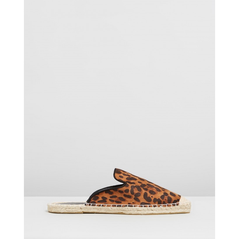 Chicago Espadrilles - Wide Fit Animal by Dorothy Perkins