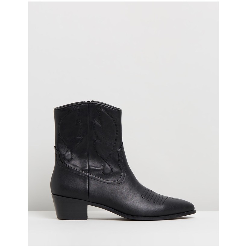 Ember Ankle Boots Black Smooth by Spurr