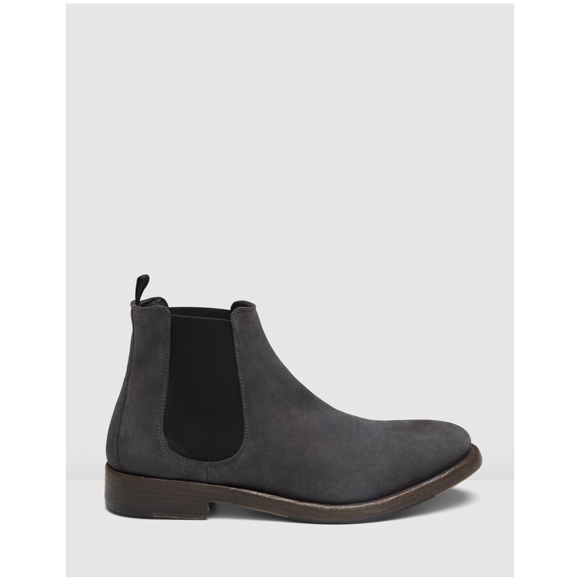 Flores Chelsea Boots Charcoal by Aquila