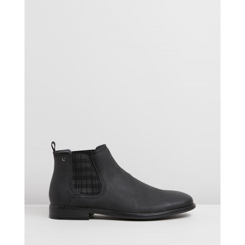 Gillingham Gusset Boots Black by Staple Superior