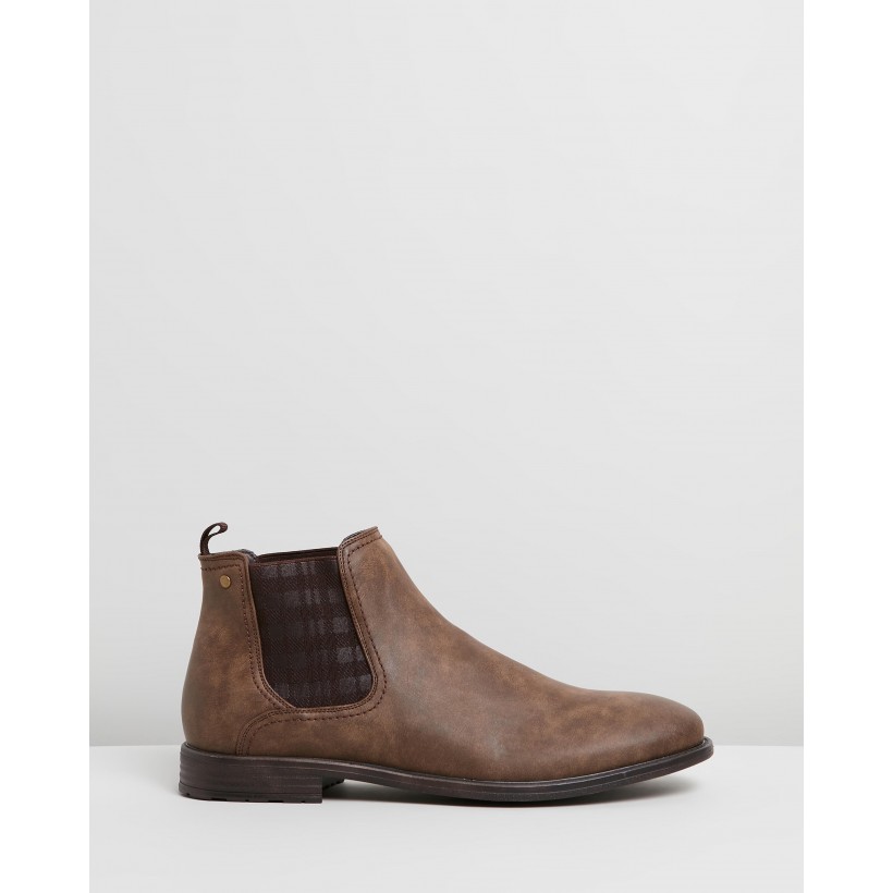 Gillingham Gusset Boots Brown by Staple Superior