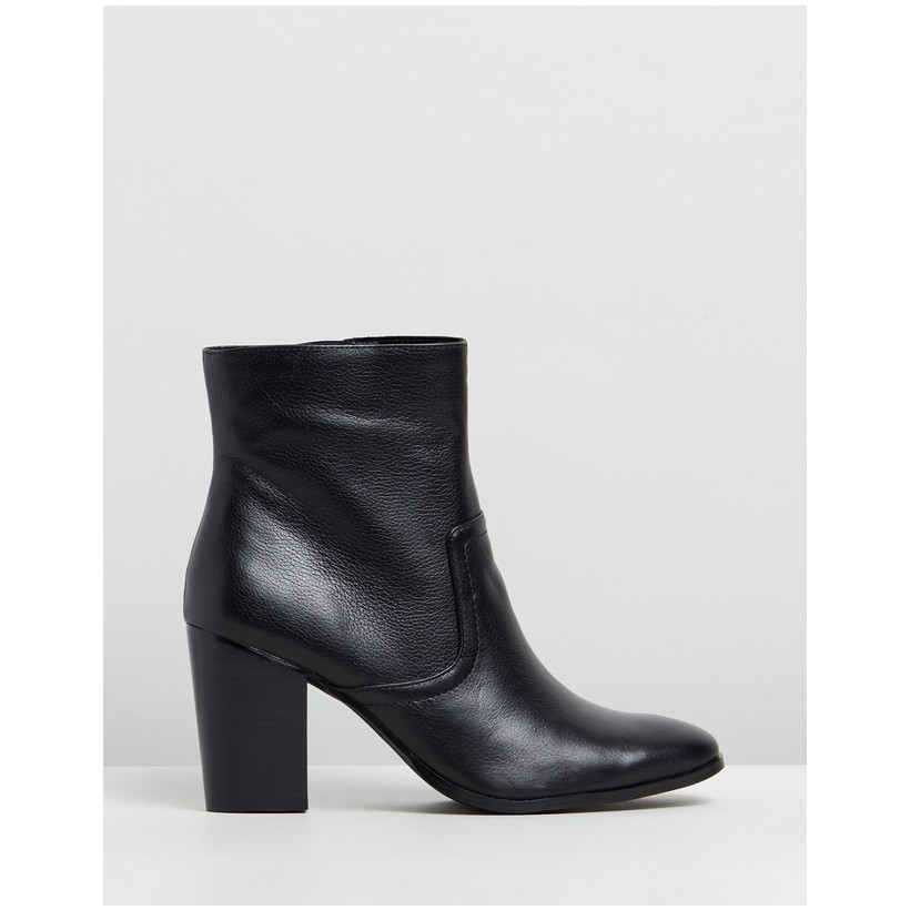 Gisele Leather Ankle Boots Black Textured Leather by Atmos&Here