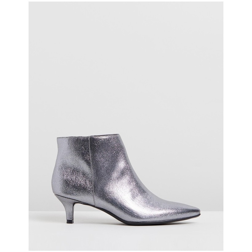 Giselle PEWTER by Naturalizer