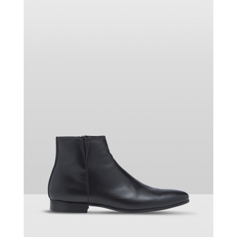Grant Leather Boots Black by Oxford