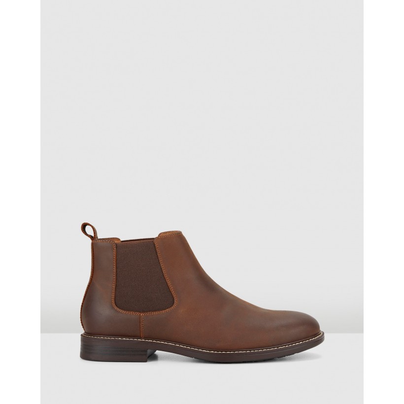 Hanger Brown by Hush Puppies