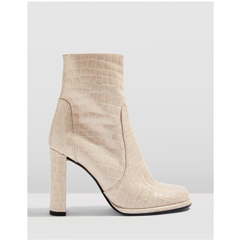 Hattie Boots Natural by Topshop