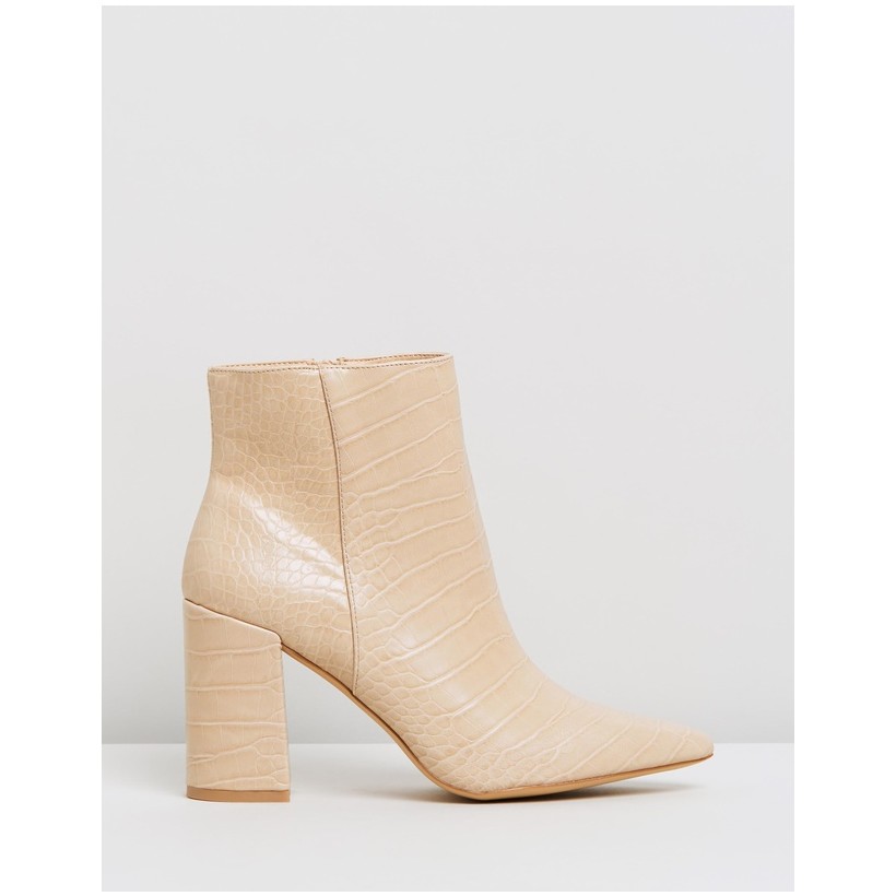 Irvine Ankle Boots Nude Croc by Dazie