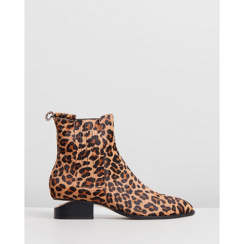 Isoly Boots Ocelot by Mollini