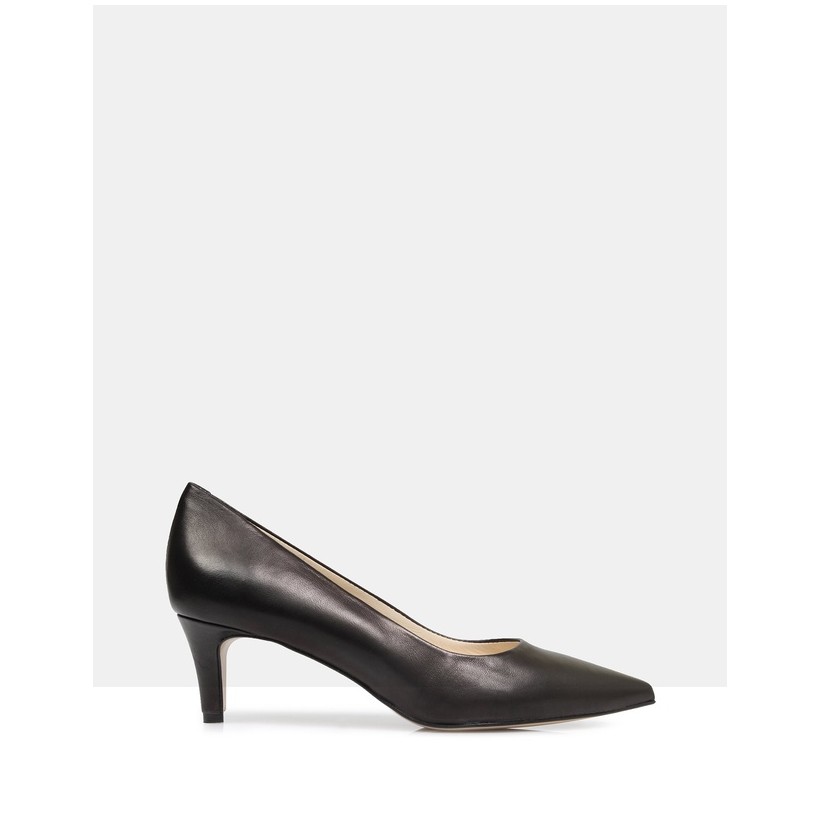 Ivy Leather Court Shoes BLACK by Sempre Di