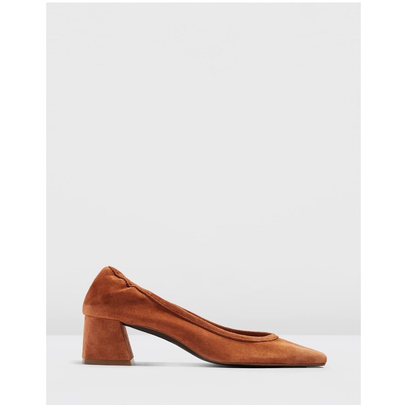 Jemima Soft Low Back Shoes Tan by Topshop
