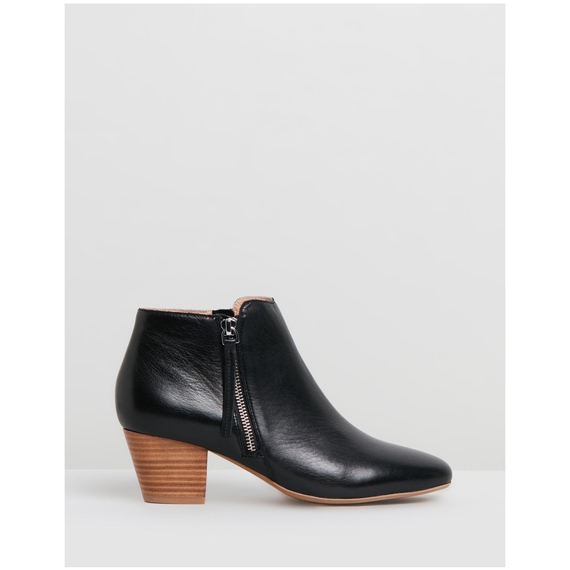 Kenji Ankle Boots Black Leather by Jo Mercer