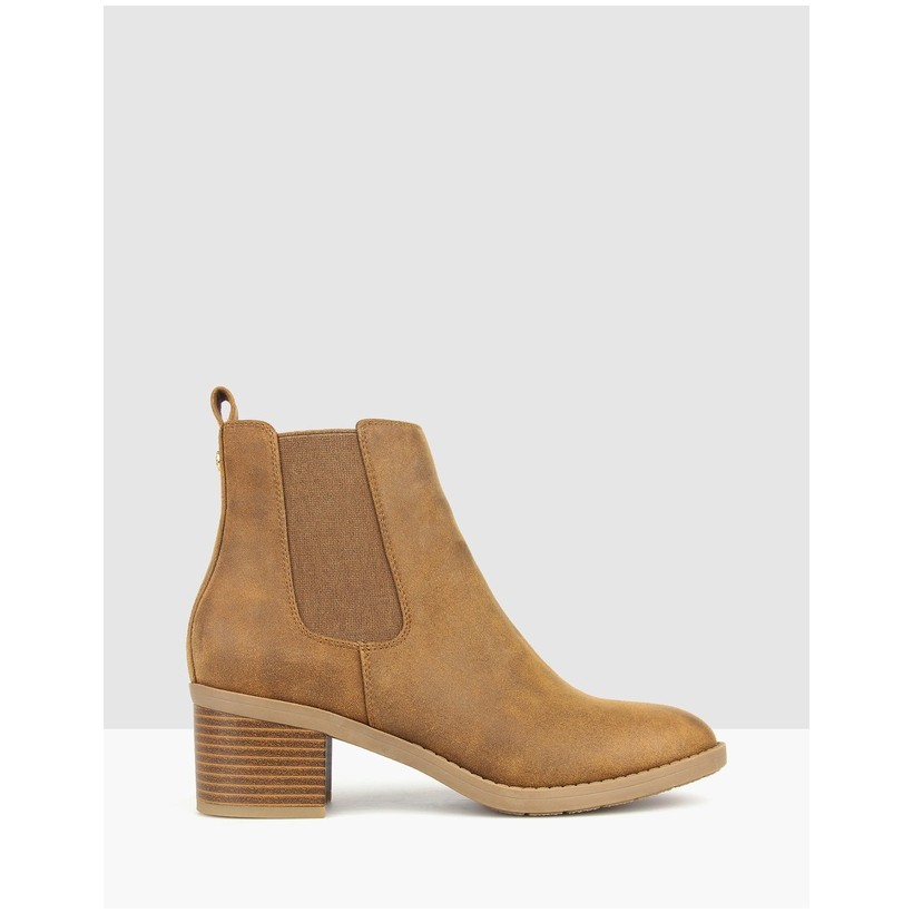 Lee Chelsea Ankle Boots Tan by Betts