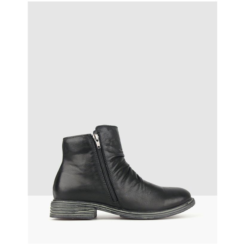 Leroy Leather Ankle Boots Black by Airflex
