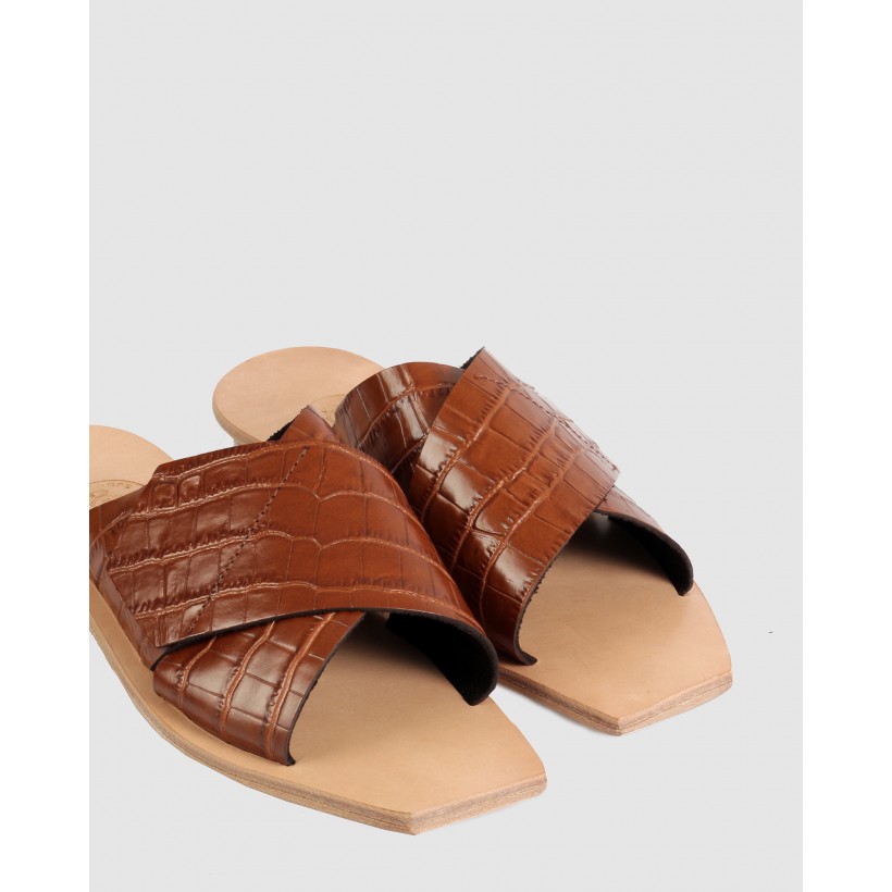 Lisette Flat Sandals Brown by Beau Coops