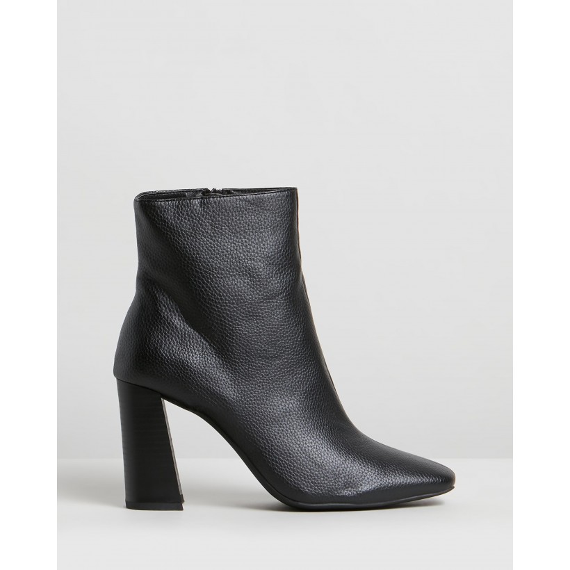 Macario Ankle Boots Black Smooth by Spurr