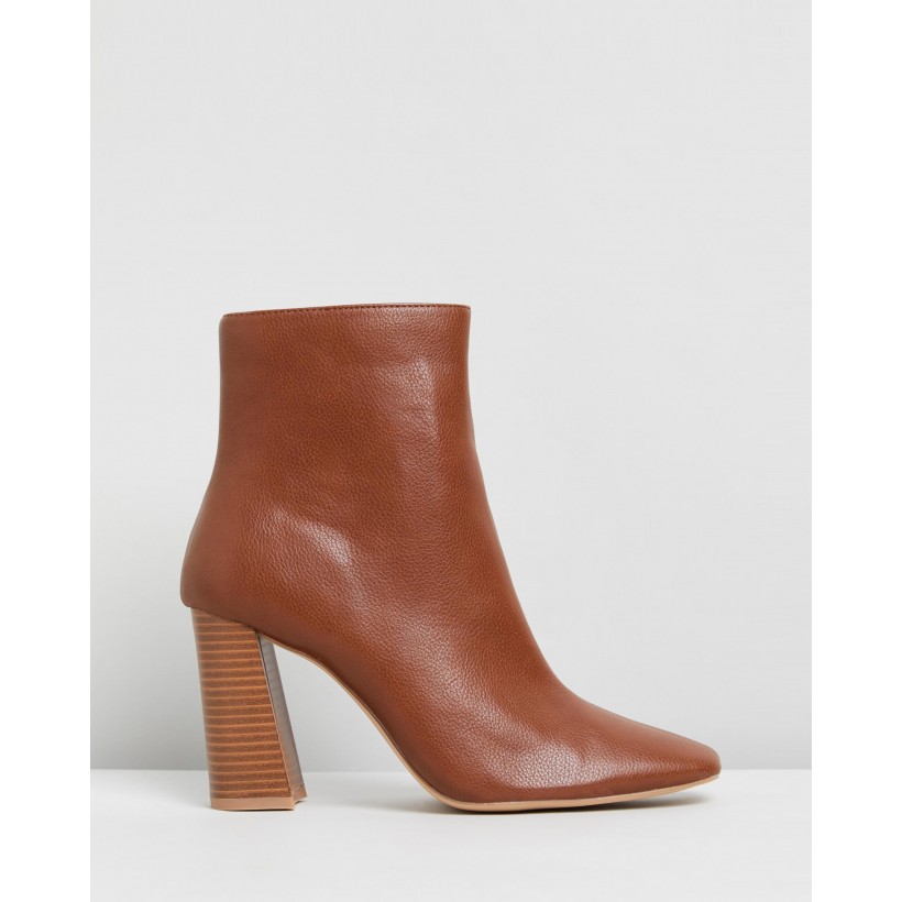 Macario Ankle Boots Tan Smooth by Spurr