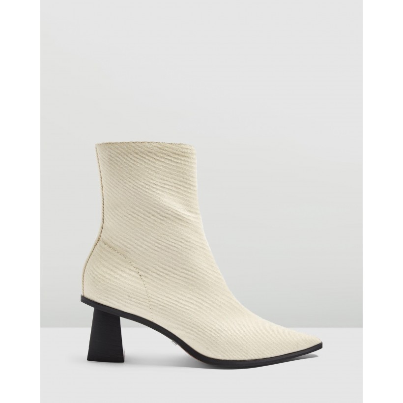 Maile Point Boots White by Topshop | ShoeSales