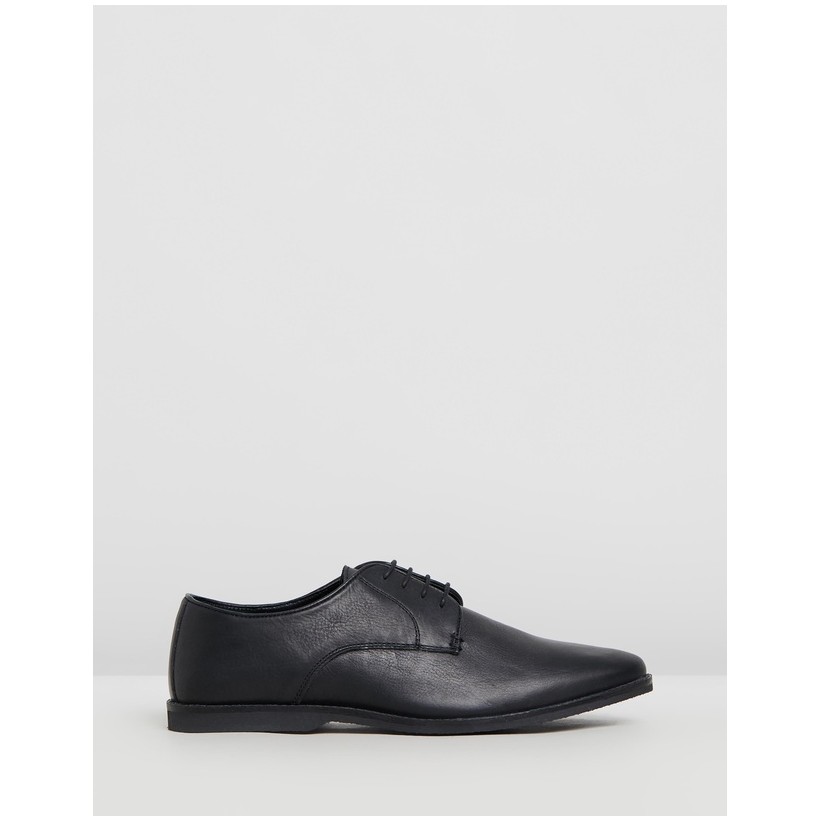 Maloy Leather Shoes Black by Staple Superior