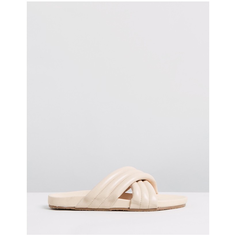 Manuela Sandals Nude Leather by Atmos&Here