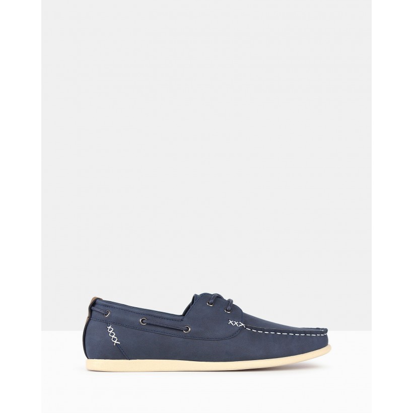 Master Boat Shoes Navy by Betts