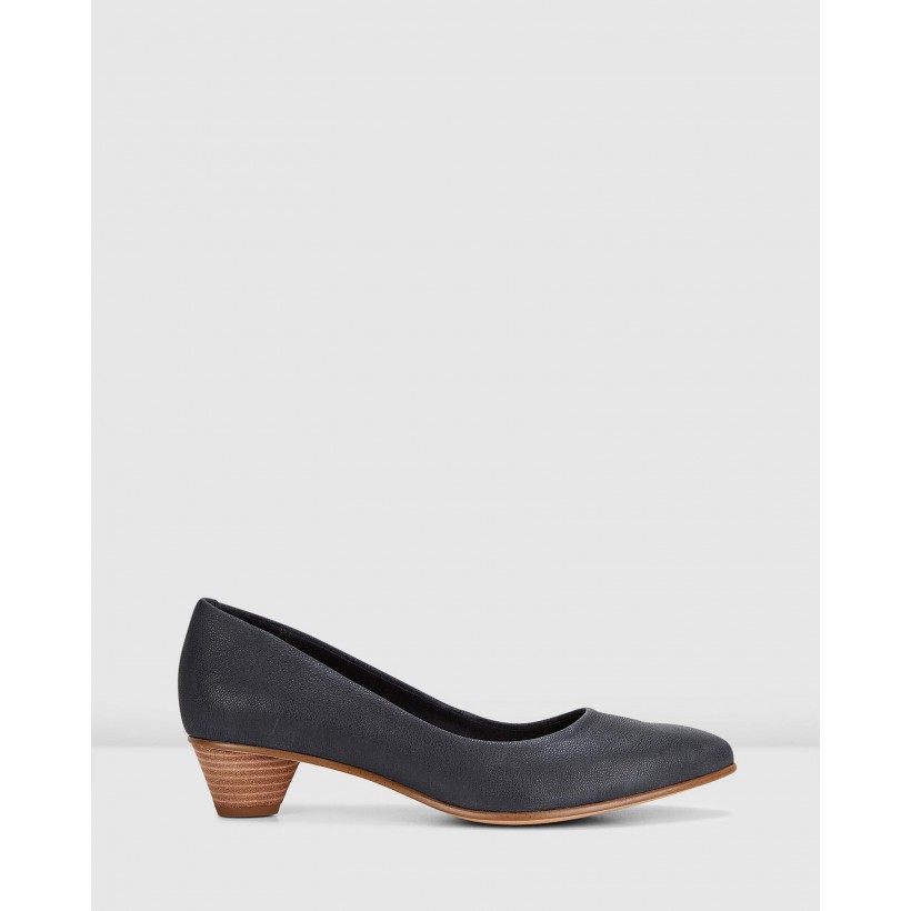 MENA BLOOM Black Leather by Clarks