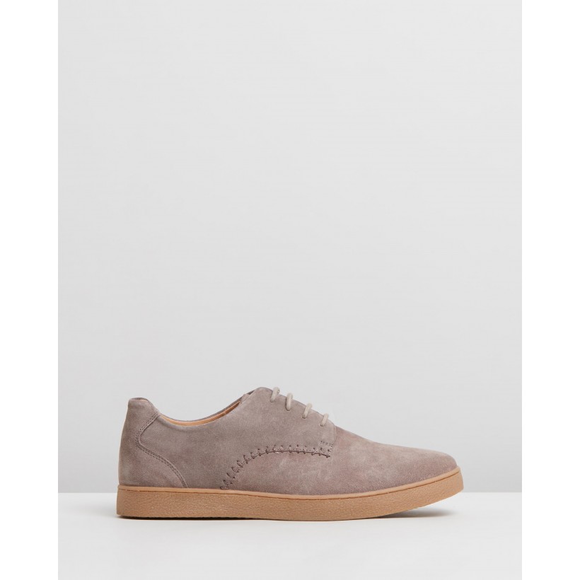 Munson Suede Shoes Taupe by Staple Superior