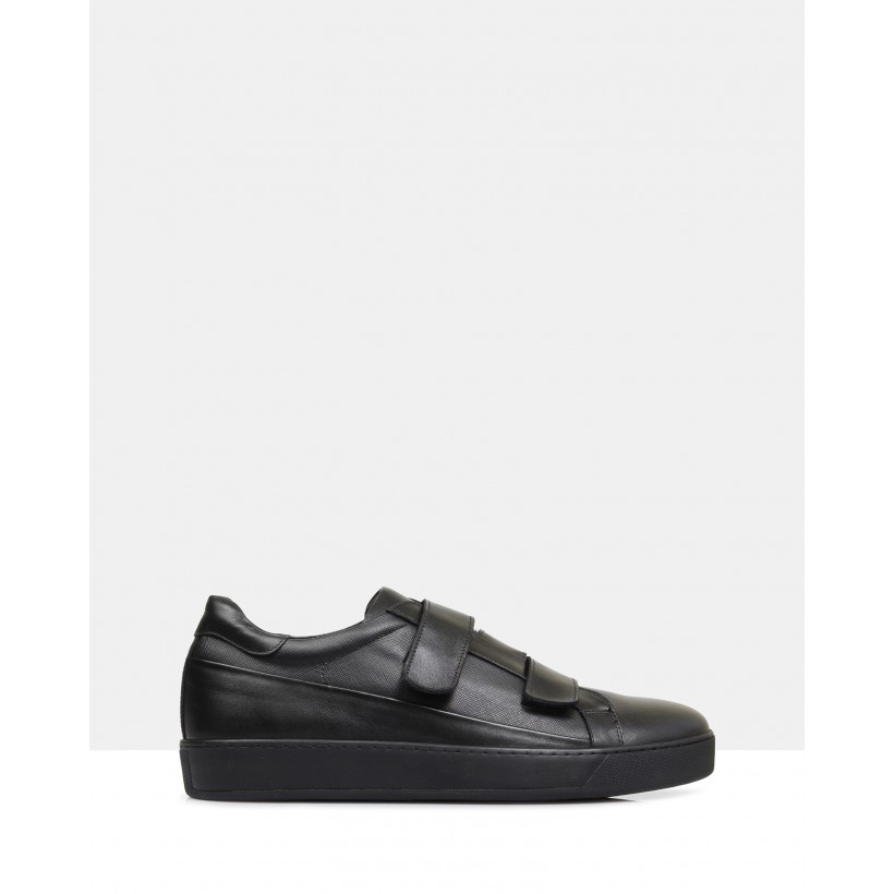 Pierce Sneakers Black by Brando