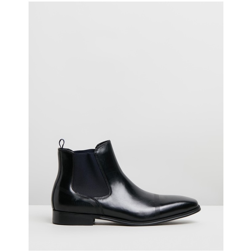 Pure Boots Black by Kenneth Cole