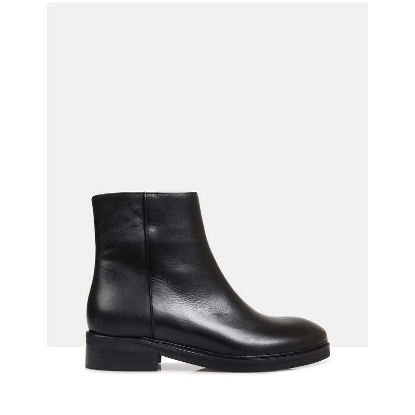 Sparrow Leather Ankle Boots Black by Sempre Di