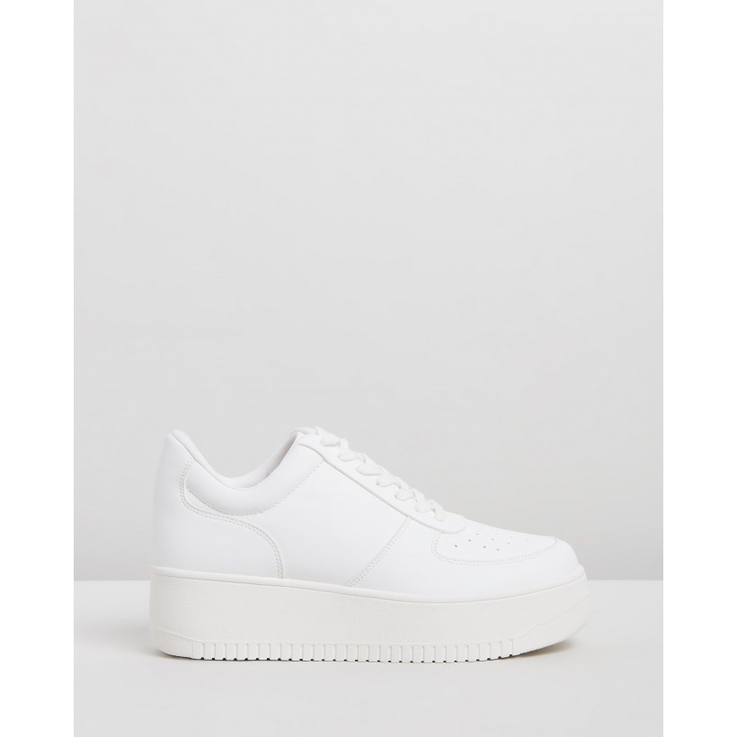 Vanpa Sneakers White Smooth by Dazie