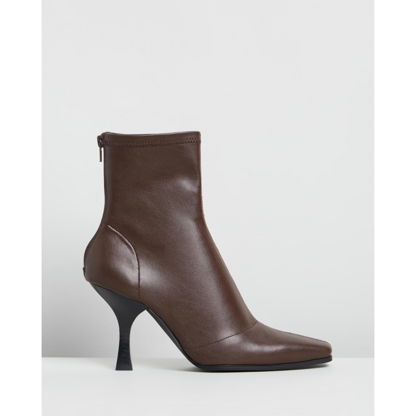 Vessa Ankle Boots Brown Smooth by Dazie