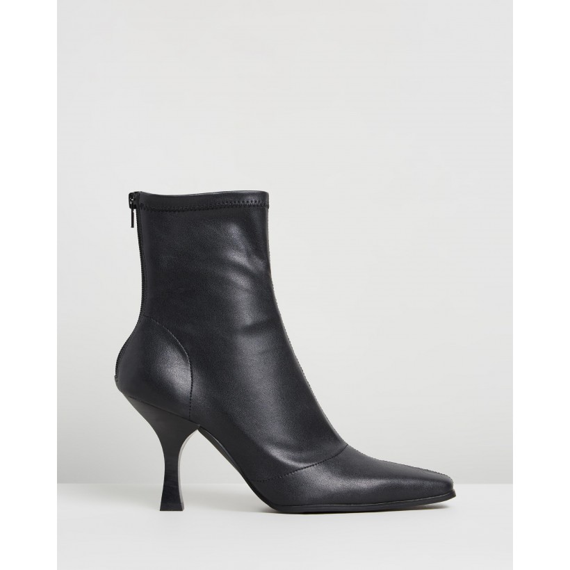 Vessa Ankle Boots Black Smooth by Dazie