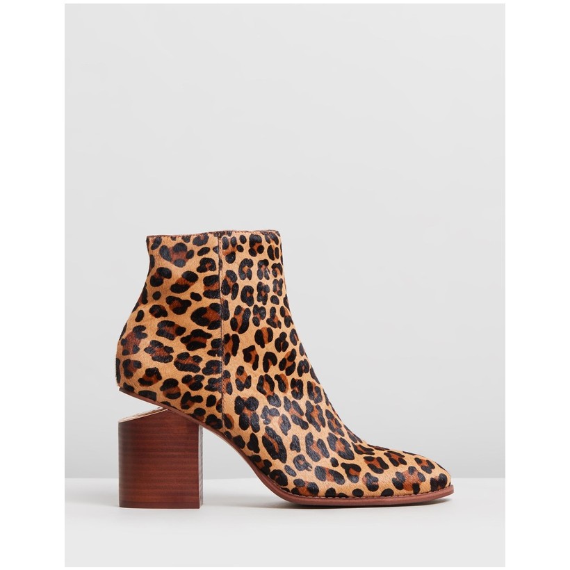 Vola Boots Ocelot by Mollini