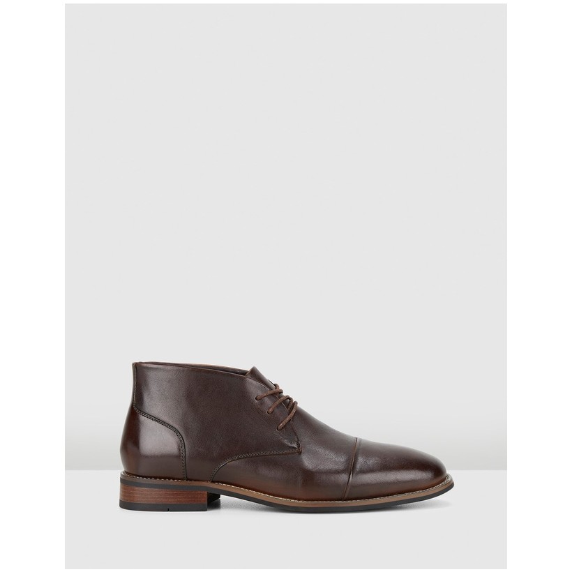 Whiz Brown by Hush Puppies