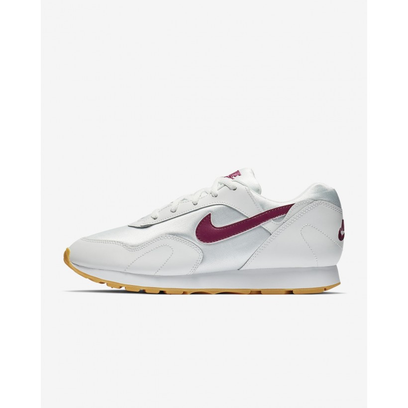 SummitWhite/GumYellow/TrueBerry - Nike Outburst