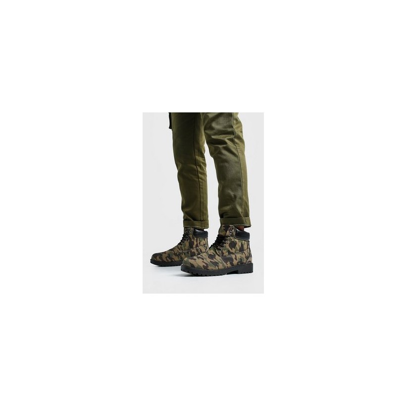 Camo Worker Boots in Camo
